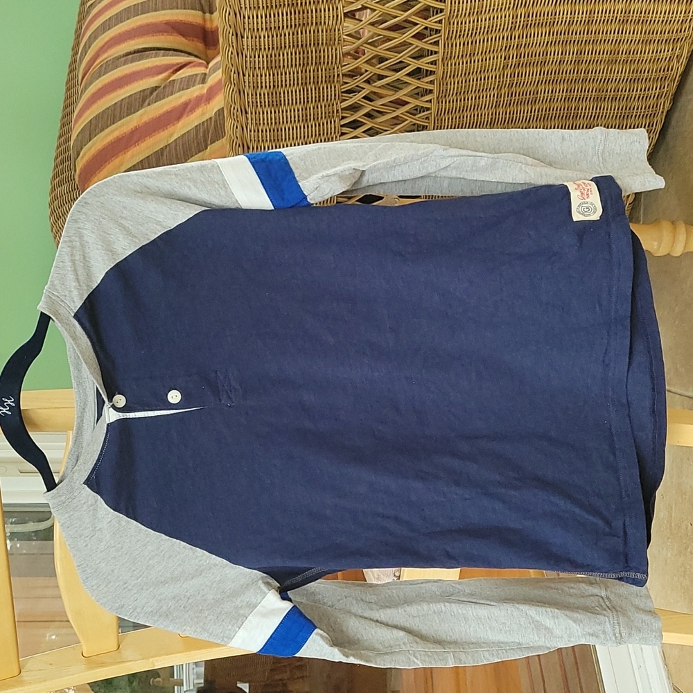 Gap navy and gray henley XXL/14